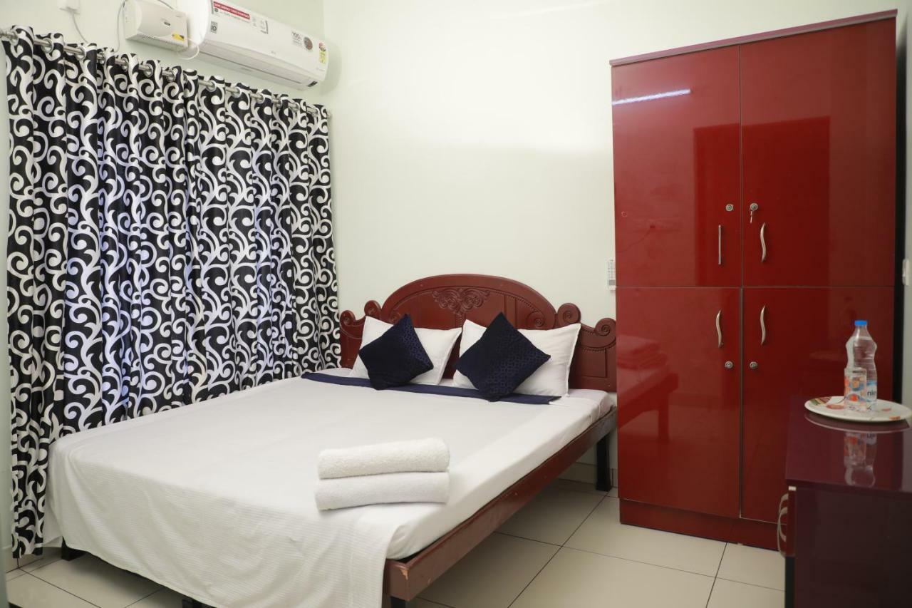 Bed and Breakfast Pavithram Residency à Kollam Extérieur photo